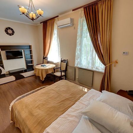 Aleksandria Hotel Kiev Eksteriør billede
