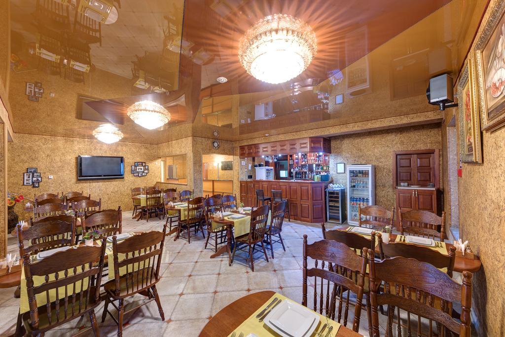 Aleksandria Hotel Kiev Eksteriør billede