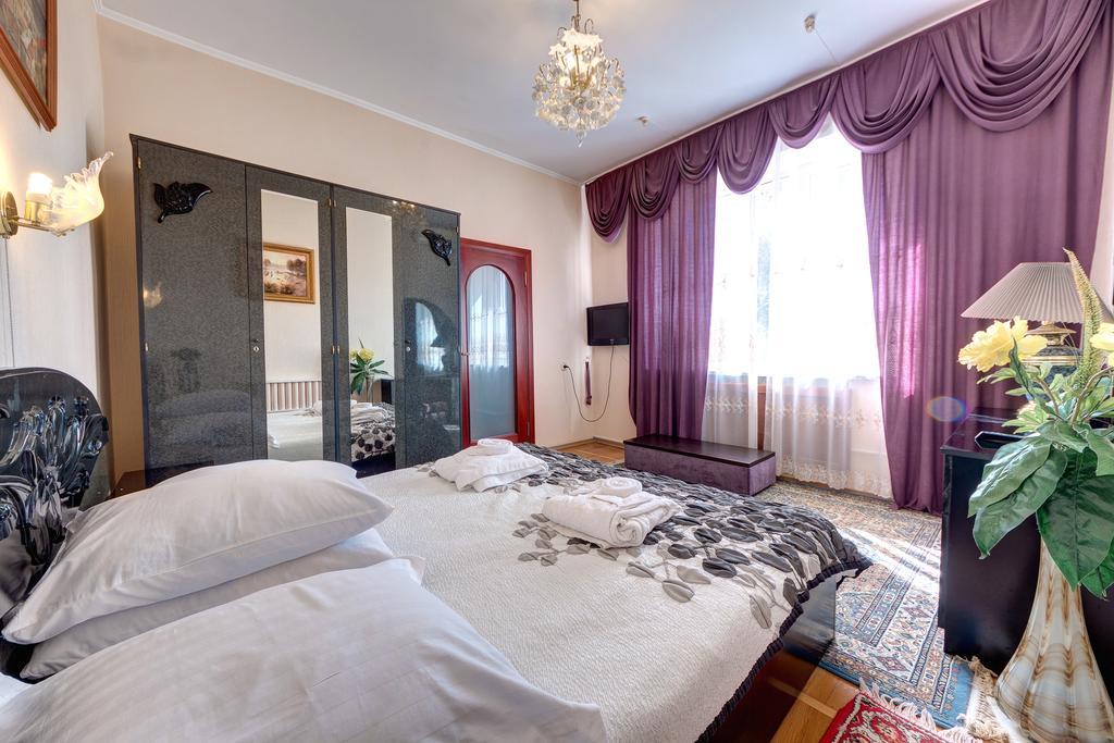 Aleksandria Hotel Kiev Eksteriør billede