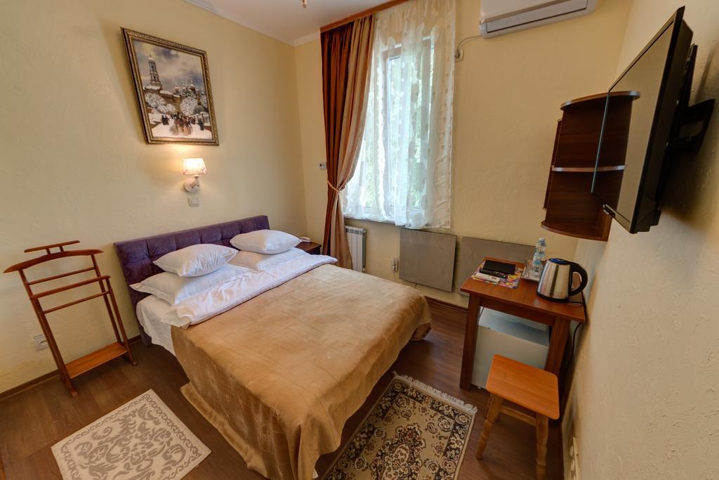 Aleksandria Hotel Kiev Eksteriør billede